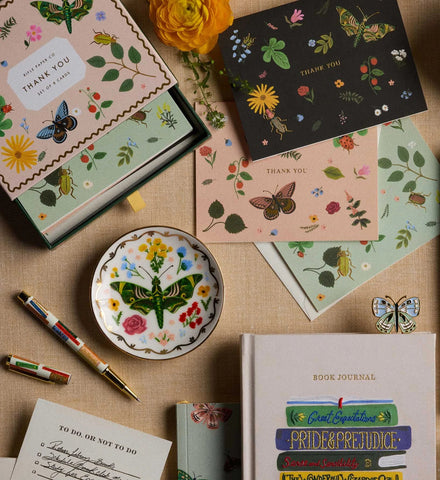 Keepsake Card Box - Curio