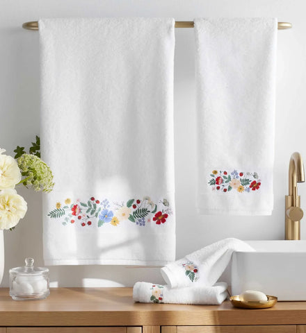 Embroidered Bath Towel - Strawberry Fields